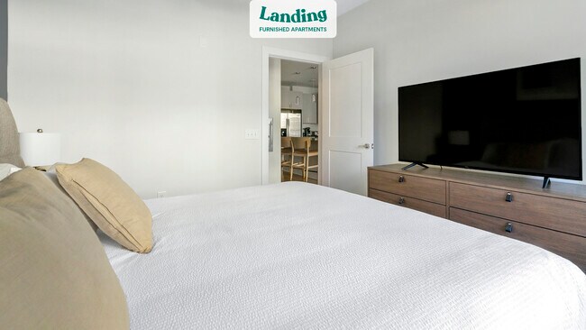 Building Photo - 305 Oberlin Rd