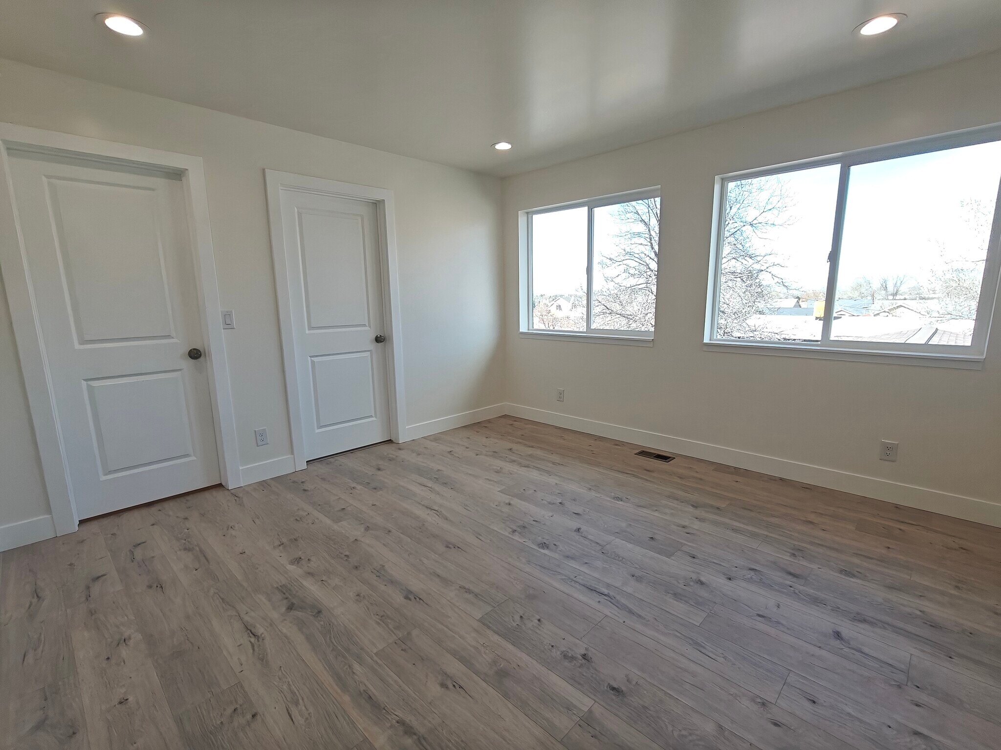 Master Bedroom - 6662 S Highland Dr