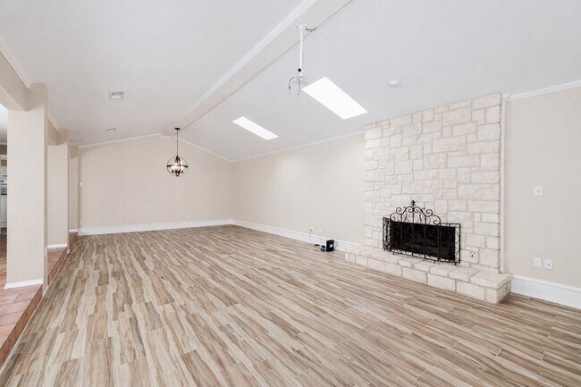 Building Photo - 3306 Haynes Ave