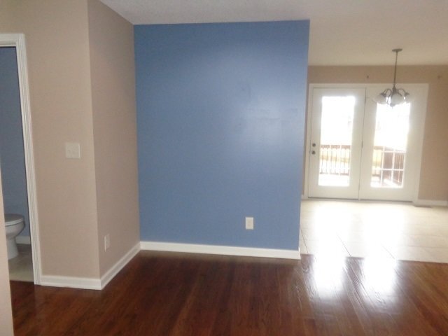 Building Photo - 3462 Southwood Dr