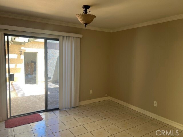 Building Photo - 1464 Camelot Dr