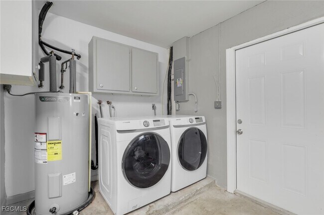 Building Photo - 1653 S Fountainhead Rd