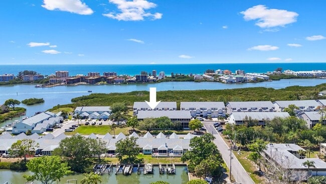 Building Photo - 9479 Tara Cay Ct