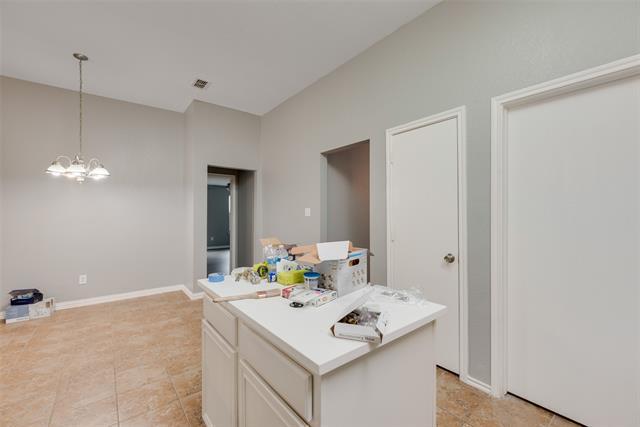 Building Photo - 1606 Mt Zion Dr