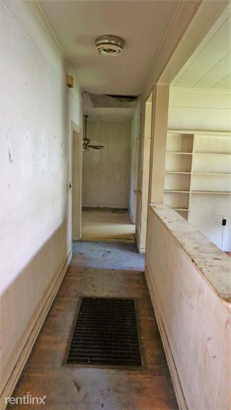 Building Photo - 3 br, 1 bath House - 520 Argyle St
