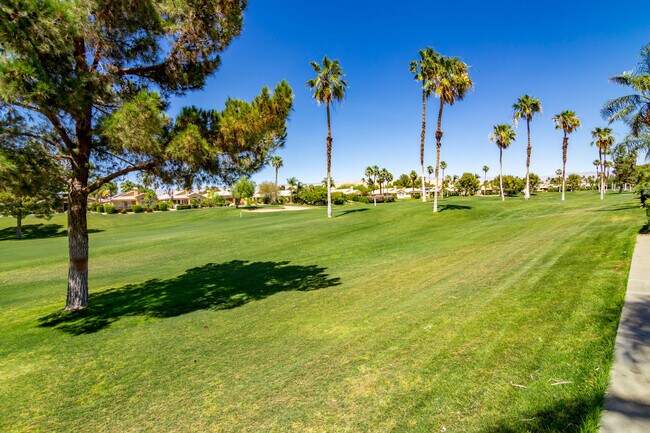 Building Photo - 67568 S Laguna Dr