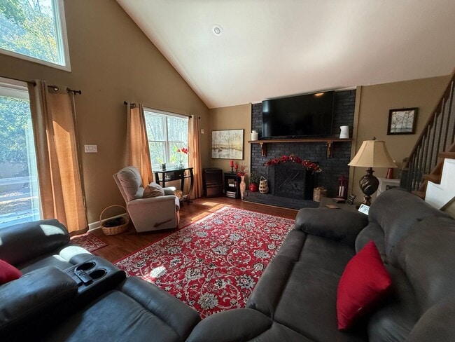 Building Photo - Furnished House at Lake Barkley