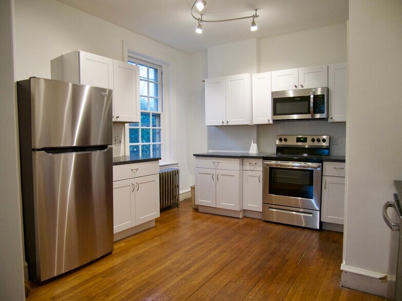 Kitchen Left Side - 317 Waterloo Ave