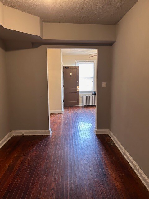 Building Photo - 1424 Staples St NE