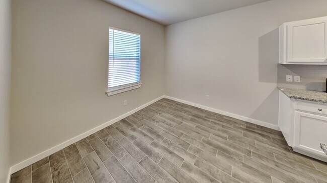 Building Photo - Brand New Construction 3 Bedroom 2 Bathroo...