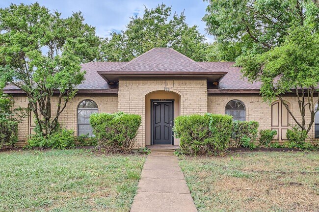 Building Photo - 1304 Seabrook Dr