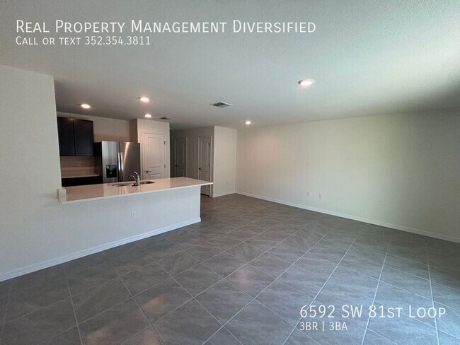 Building Photo - 6592 SW 81st Lp