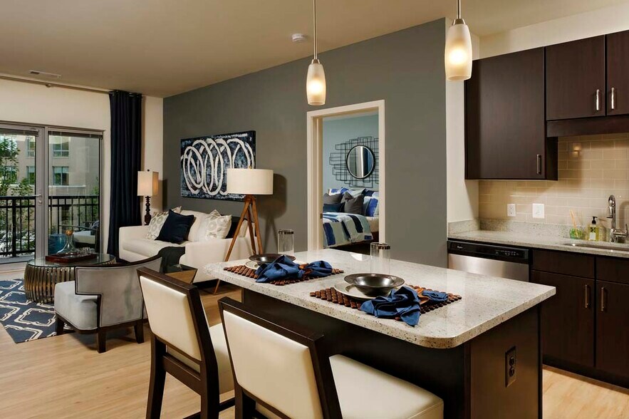 Park Crest Apartments 8250 Westpark Dr Tysons Corner VA 22102