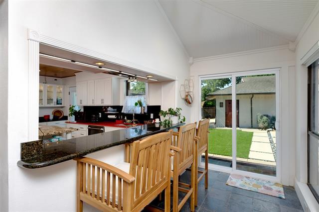 Building Photo - 803 Brookhurst Dr