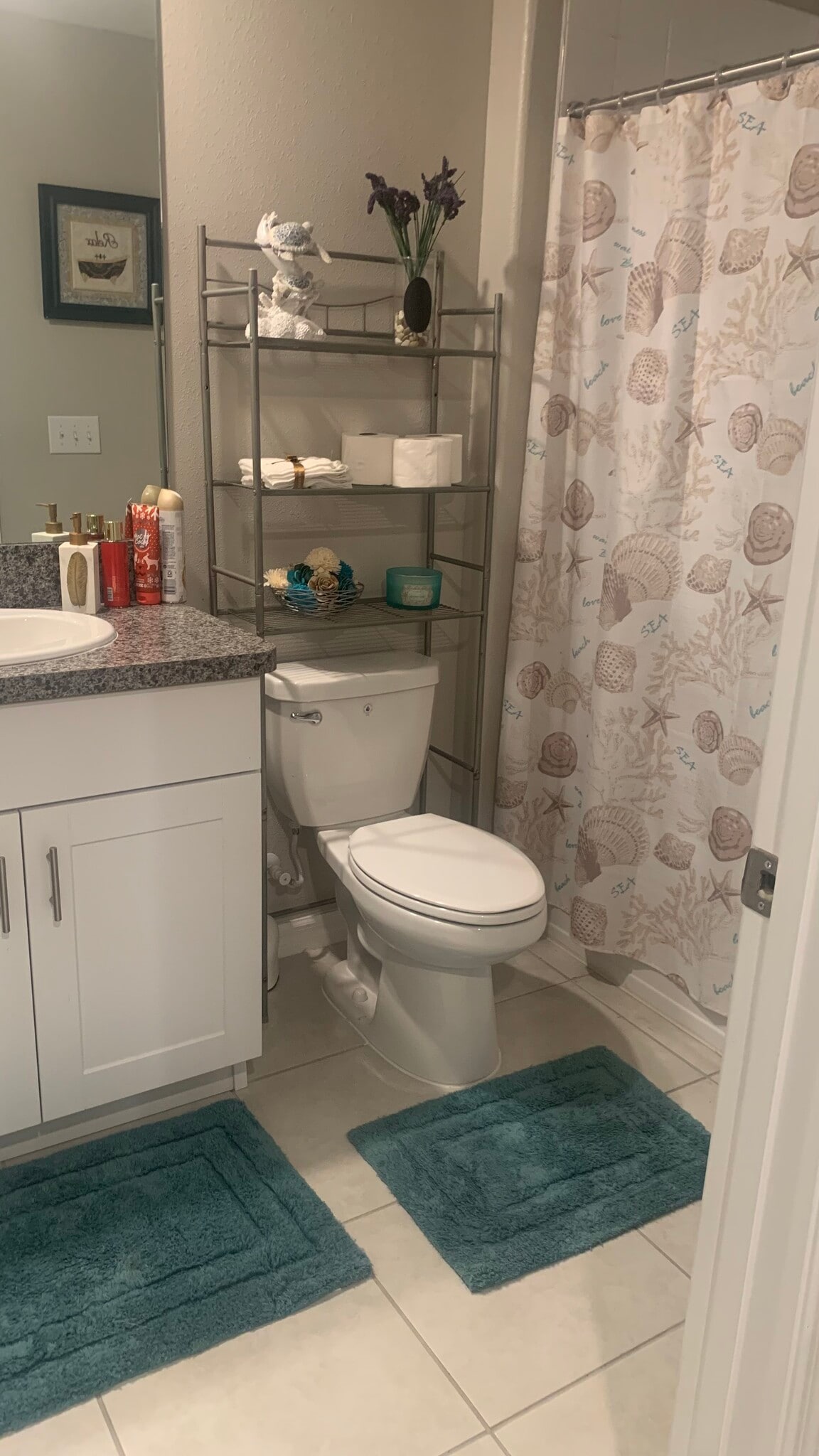 Building Photo - 584 Royal Empress Dr