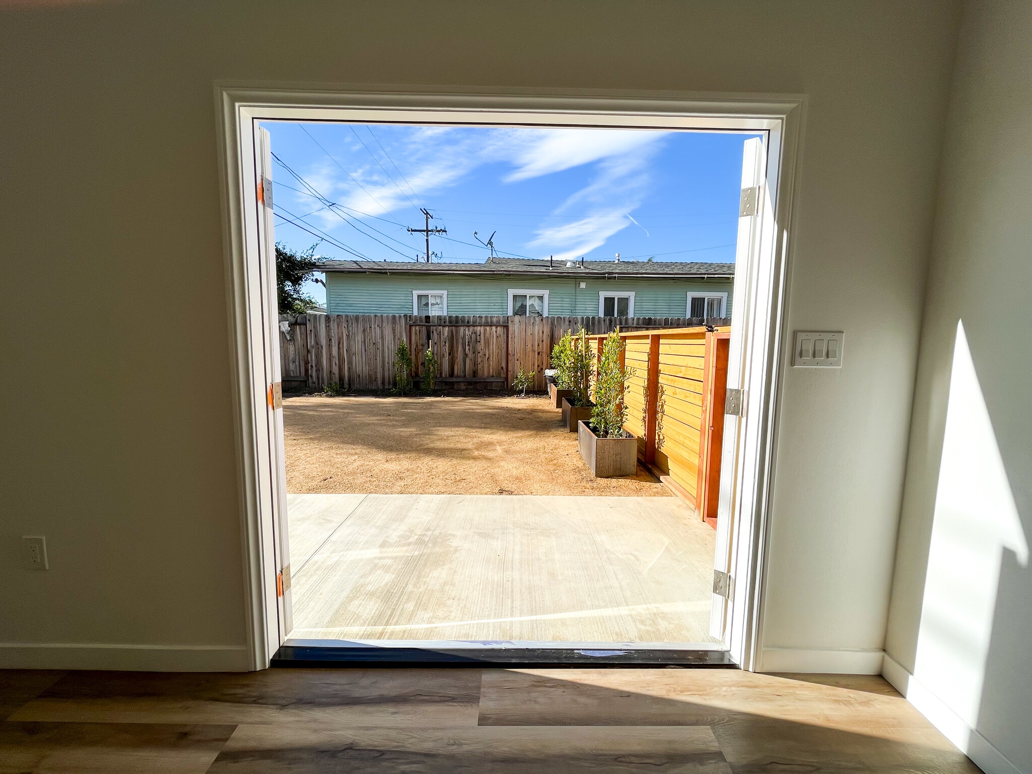 Living Space - 166 Comstock Dr