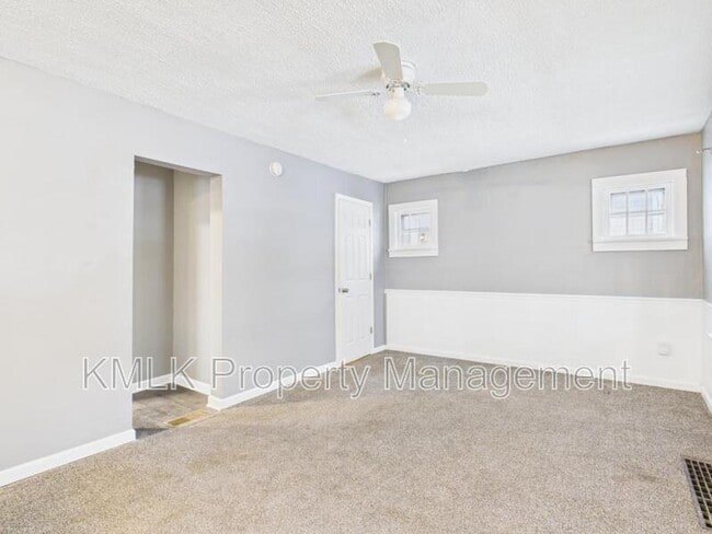 Building Photo - 754 Arcadia Ave