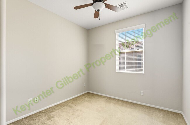 Building Photo - 3 bed/2.5 bath Condo in Gilbert’s Lofts in Power Ranch