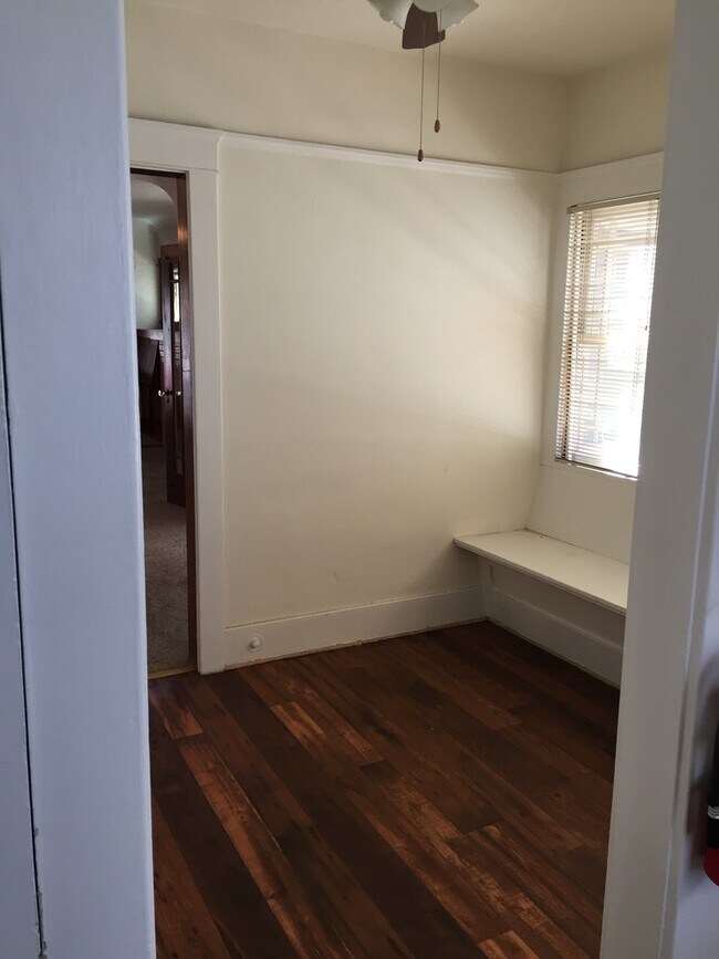 Building Photo - Hillcrest/North Park 3BR/1BR (or 2Br+Offic...