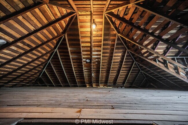 Building Photo - 3117 N Park Ave