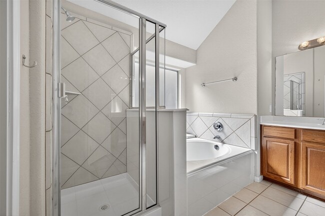 Building Photo - 11250 Muleshoe Ct