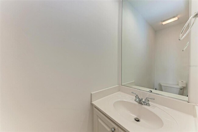 Building Photo - 1501 Napoli Dr W