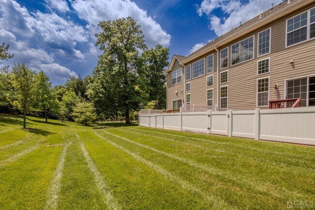 Building Photo - 2474 Canterbury Ln