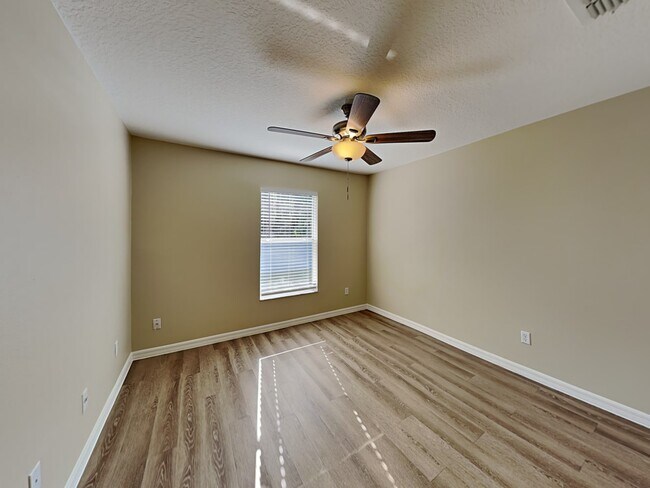 Building Photo - 11212 Green Heron Ct