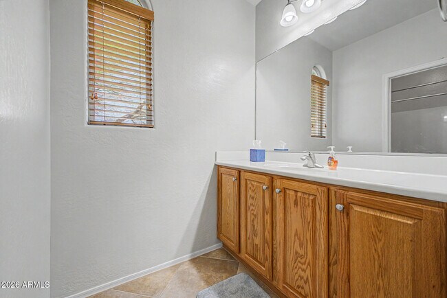 Building Photo - 22568 W Shadow Dr