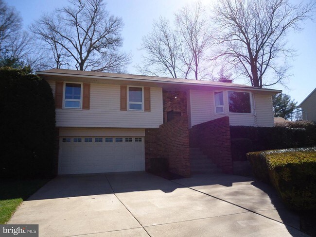 Building Photo - 8727 Litwalton Ct