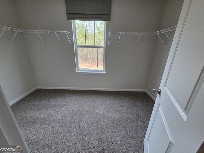 Building Photo - 167 Vly Oak Dr