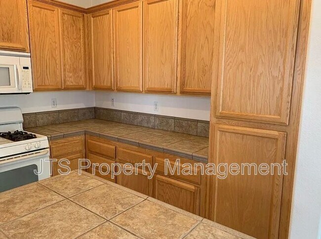 Building Photo - 506 Navigator Dr