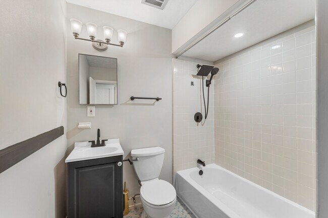 Building Photo - 4224 Ridgefield Ct