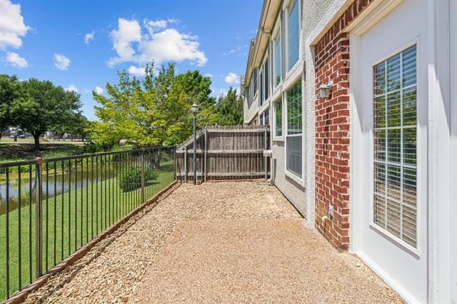Building Photo - 2504 Champagne Dr