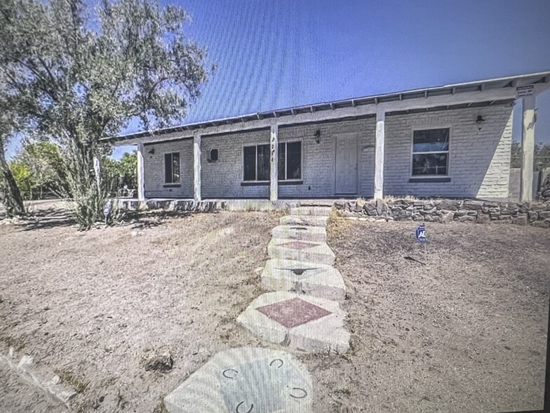 Primary Photo - 2204 Fair Ave