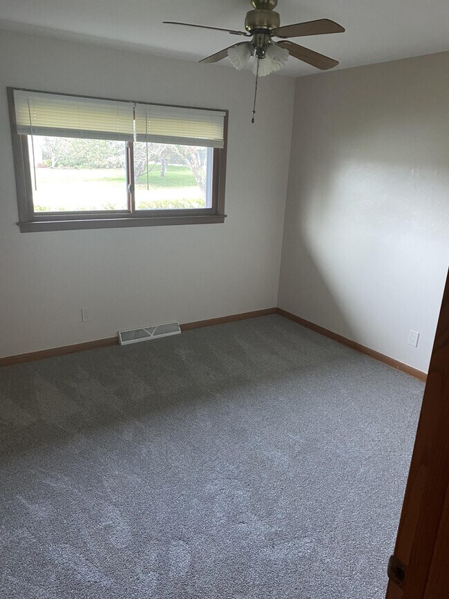 Building Photo - 18525 Heathway Ln