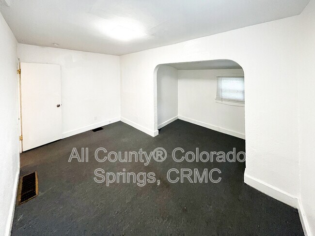 Building Photo - 3620 W Pikes Peak Ave