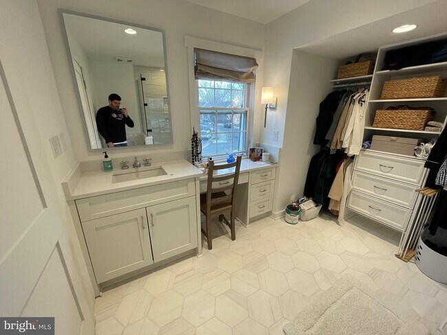 Building Photo - 2314 Wheystone Ct