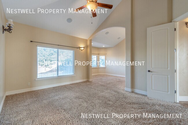 Building Photo - 10252 Eden Crest Rd