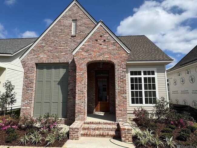 Building Photo - 3 Bedroom Home in Rouzan |Community Pool