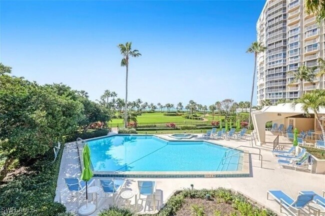 Building Photo - 4031 Gulf Shore Blvd N