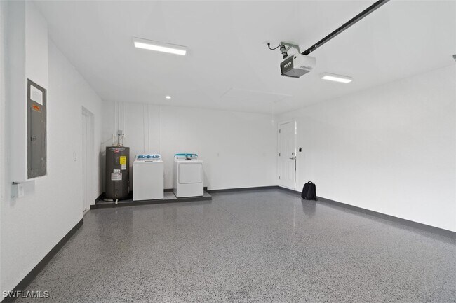 Building Photo - 5014 28th St SW