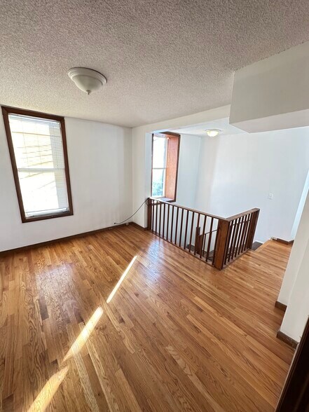 Building Photo - 2908 N Spaulding Ave