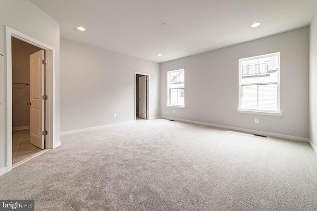 Building Photo - 6227 Almerico Pl