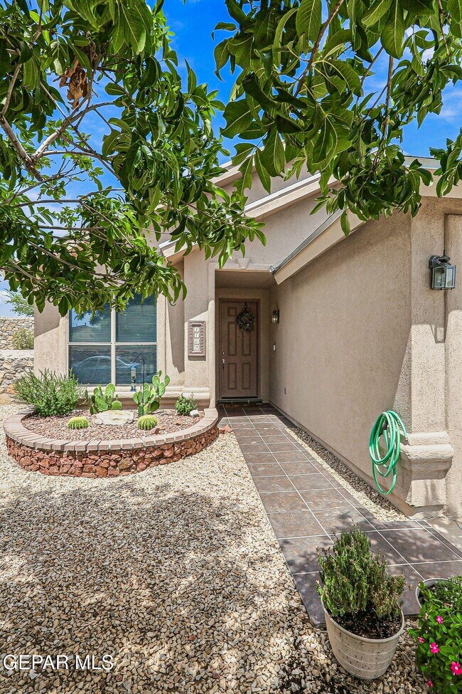 Building Photo - 4769 Joseph Rodriguez Dr