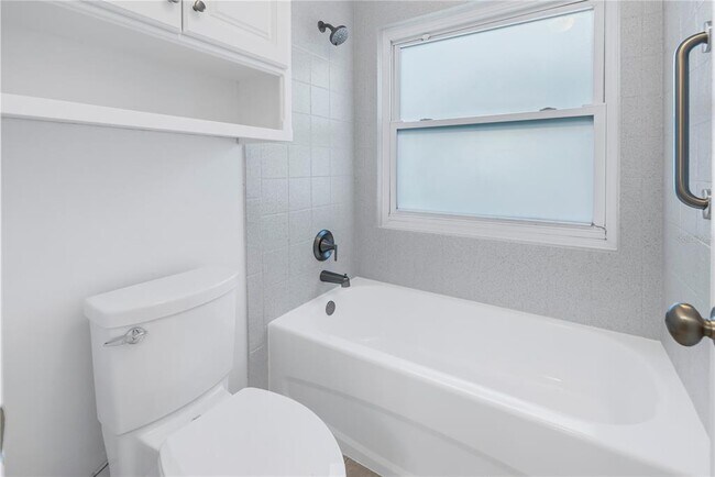 Building Photo - 2400 Feather Sound Dr