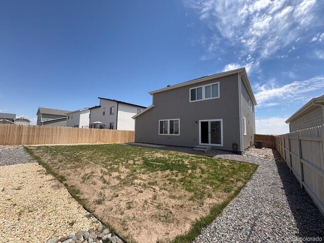 Building Photo - 22325 Cattlemen Run
