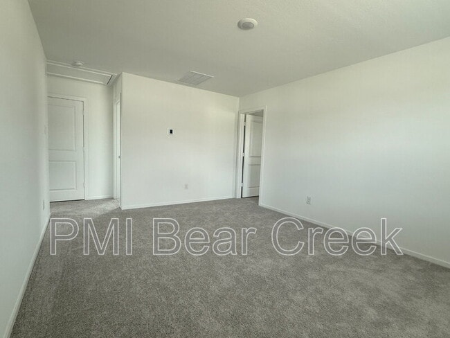 Building Photo - 25777 John Wayne Dr