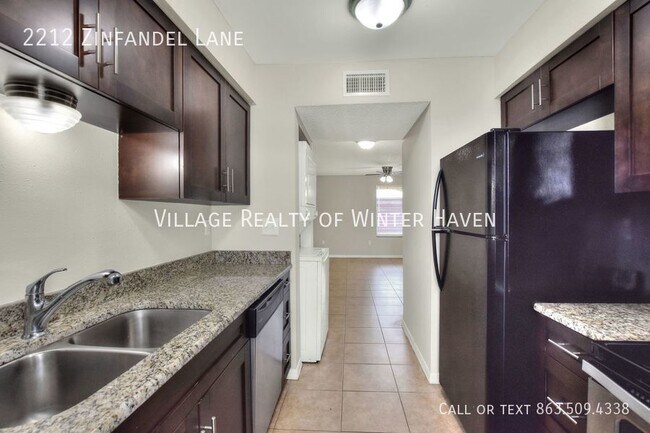 Building Photo - Julian Hills Apartments: Your Oasis in Eag...