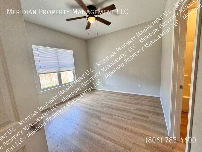 Building Photo - 5526 Itasca A